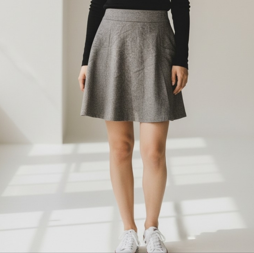 Banana Republic Gray A-Line Skirt